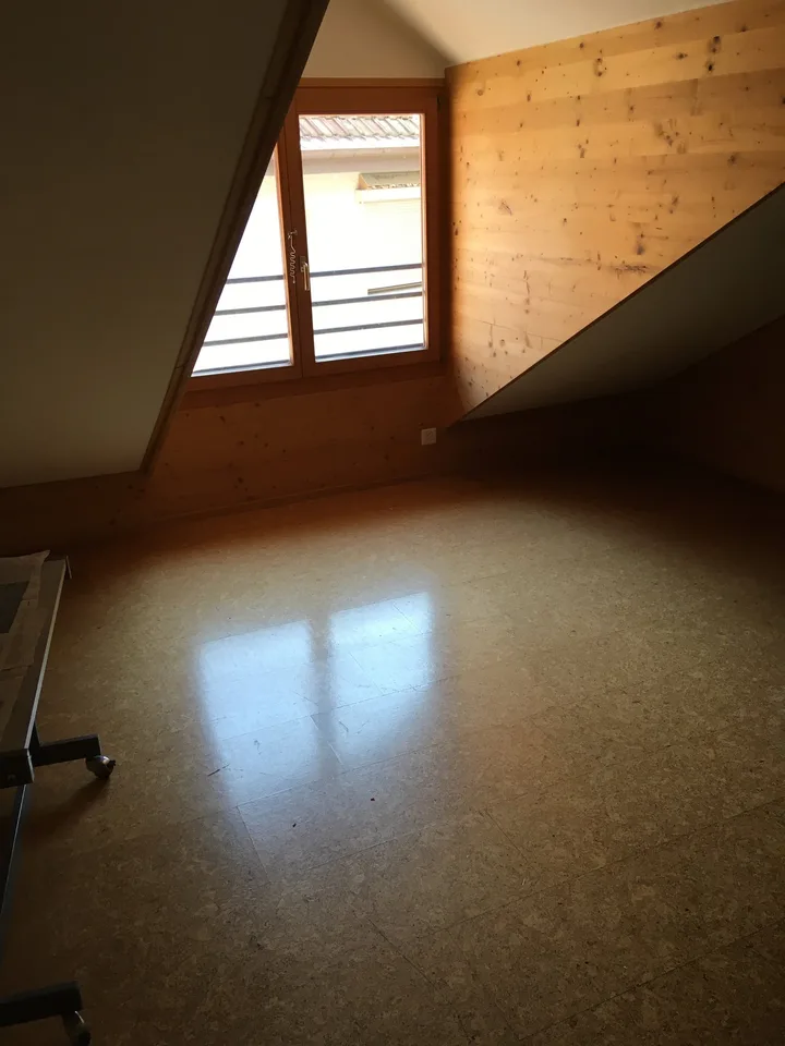 Wohnung mit 1.5 Zimmern im 2. Stock – Foto 9 von 16