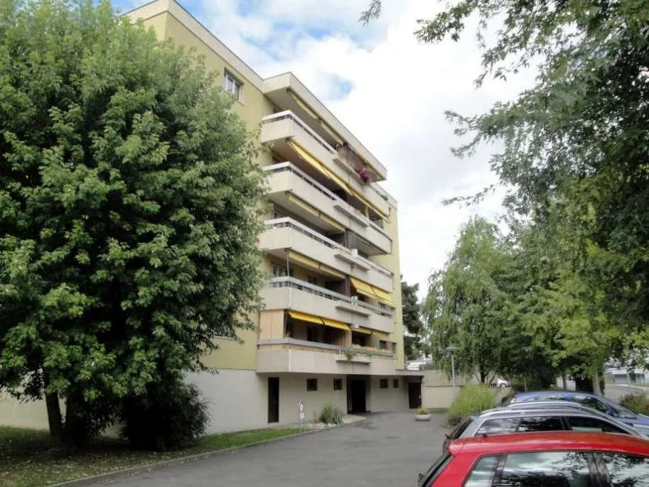Proche du centre de Romanel !