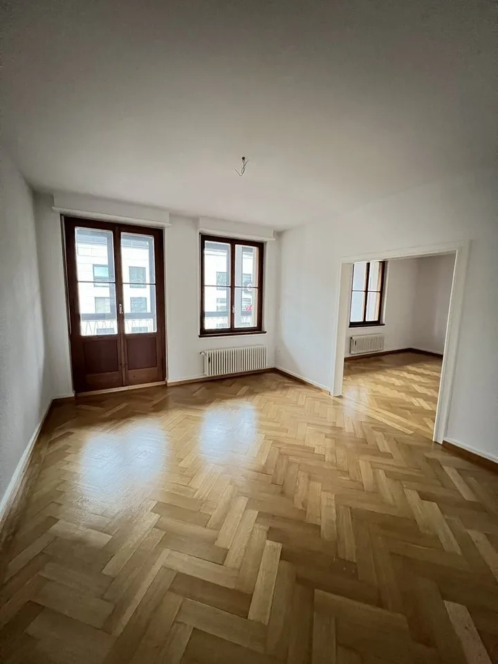 Ampio appartamento nel cuore della città – foto 6 di 11