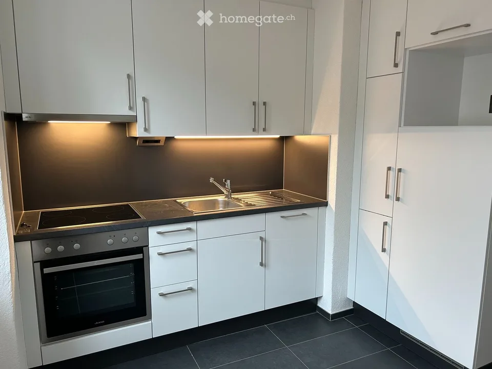 Le Locle - Lumineux appartement 3 pièces traversant
