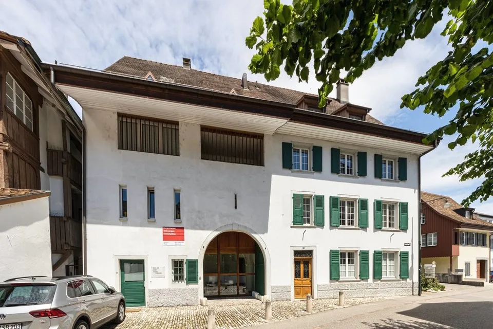 Einstellhallenplatz im Dorfkern Pratteln