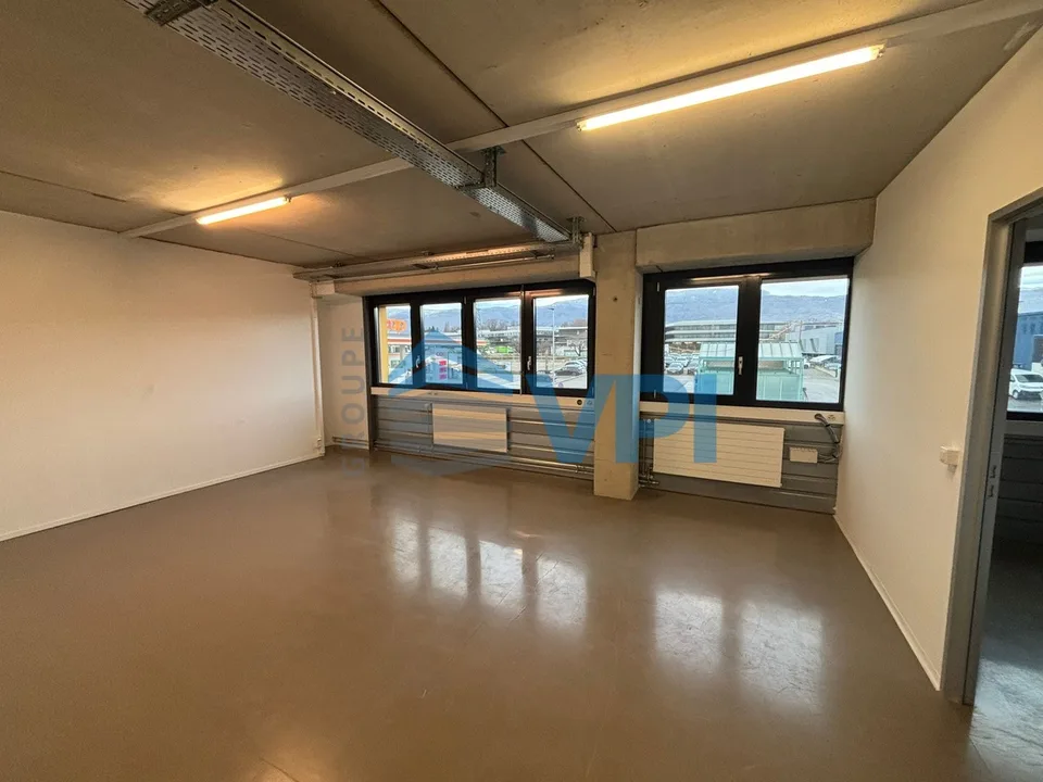 Nyon - Locaux artisanaux de 331m2 au 1er étage