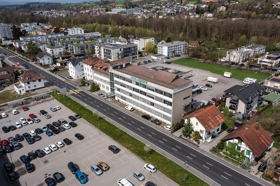 Einfaches Lager klar und stark hier läuft dein Betrieb Tag für Tag