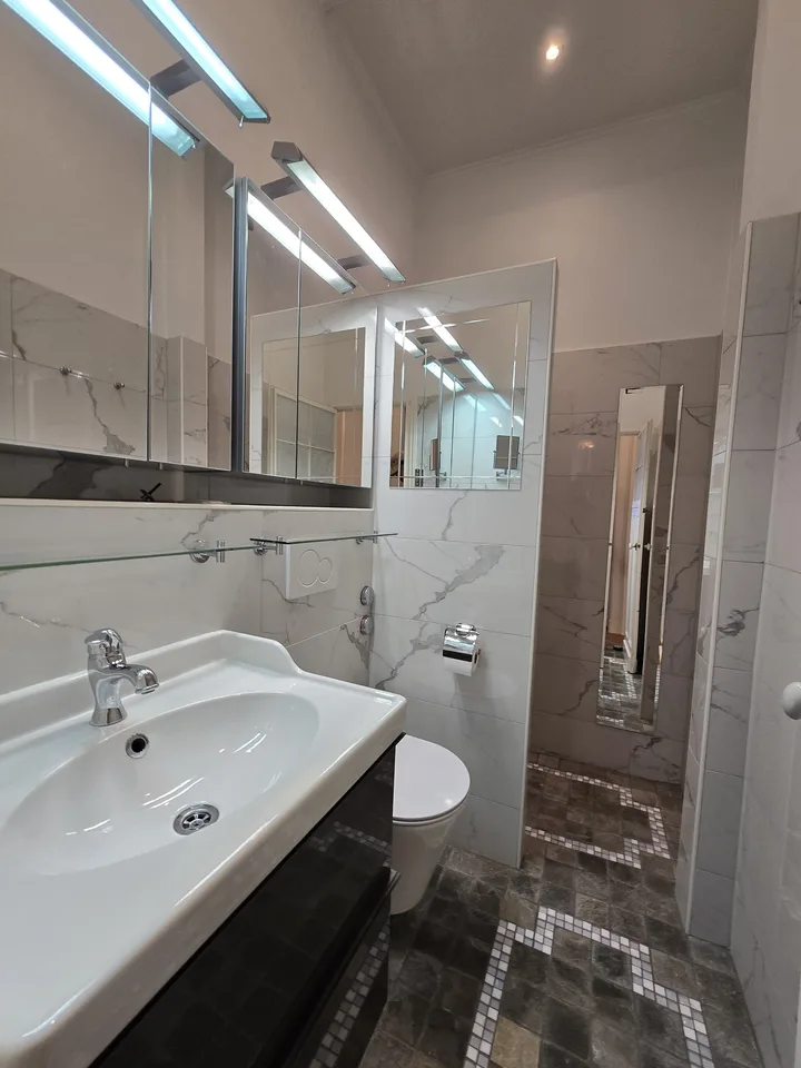 APPARTEMENT 2½ PIÈCES À MONTREUX (VD), MEUBLÉ – Foto 9 von 20