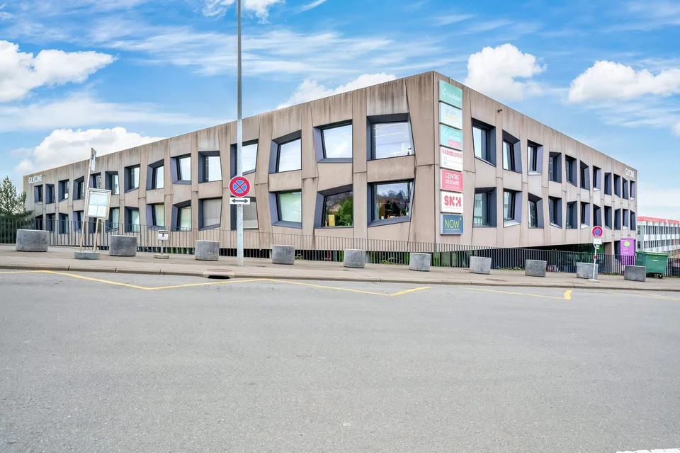 Bureaux aménagés à louer - Biopôle - divisible vue lac