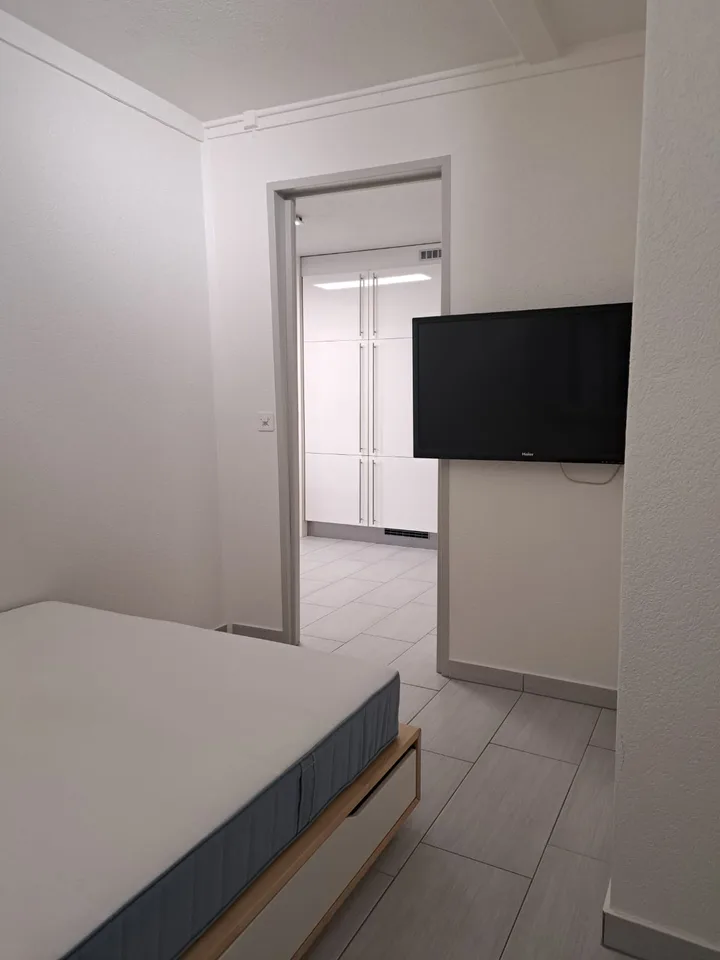 Appartamento di due locali in strada molto tranquilla a Le Locle – foto 10 di 15