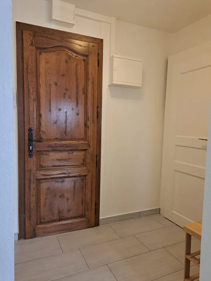 Appartamento di due locali in strada molto tranquilla a Le Locle – foto 14 di 15