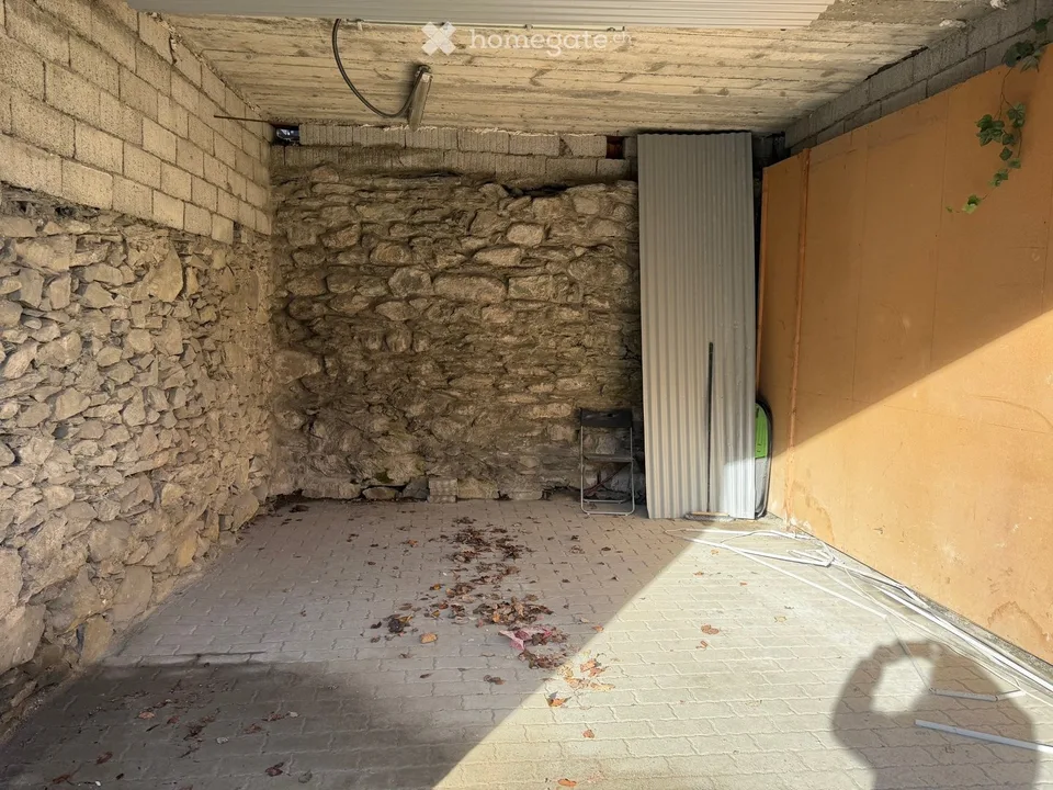 For rent in Salvan with covered parking space
