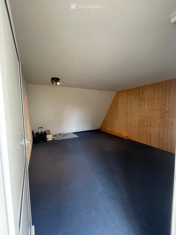 Atelierraum zur Miete in Dietikon – sofort verfügbar