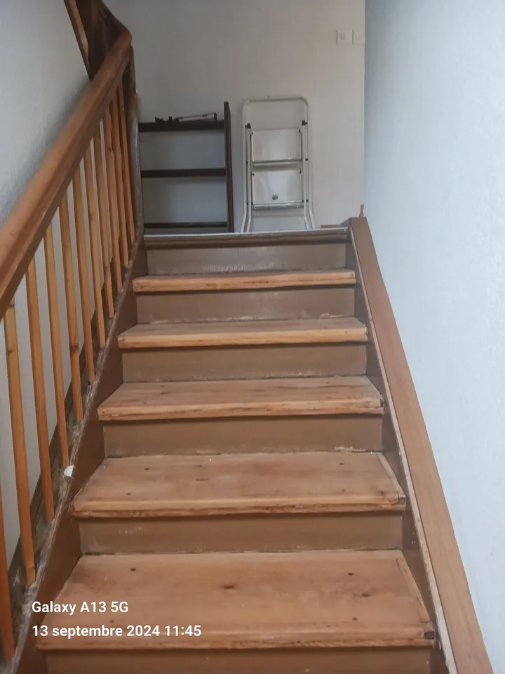 Affascinante appartamento duplex di 4,5 locali con camino