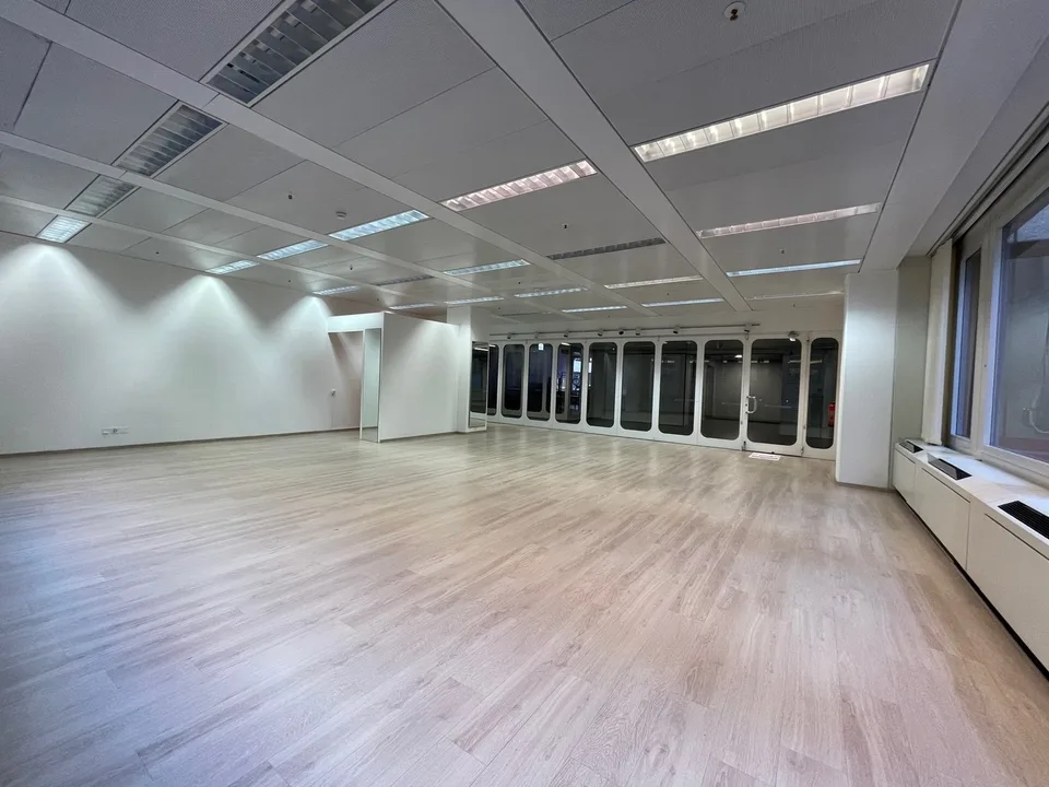 ZU VERMIETEN - SR212 105 m²