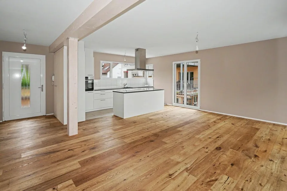 Moderne 3.5-Zimmerwohnung mit offener Küche und hochwertigem Ausbau in Binningen