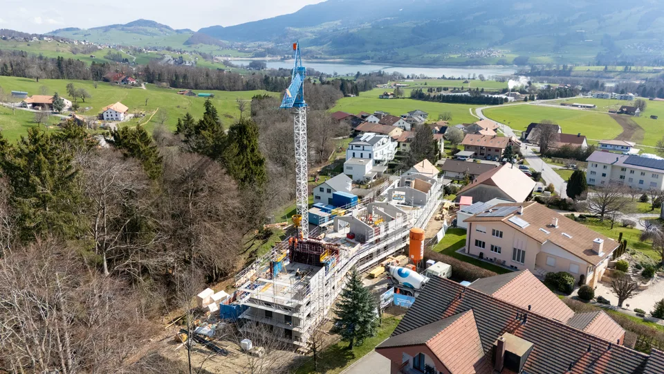 Ampio appartamento di 5.5 locali al pianterreno a Sorens – foto 6 di 13