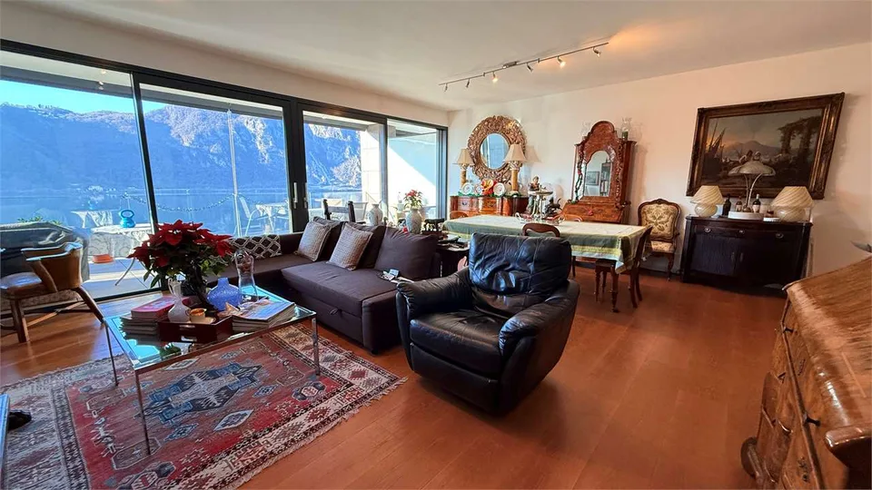 Appartement exclusif 3.5 pièces avec grande terrasse et vue sur le lac