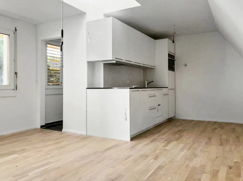 Oggetto di rendita attraente a Dietikon - appartamento di 3,5 locali ristrutturato con atelier – foto 12 di 14