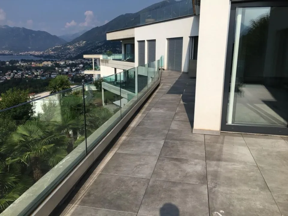 Anche residenza secondaria - Res. Diamante, attico di 4.5 locali con vista lago, Gordola