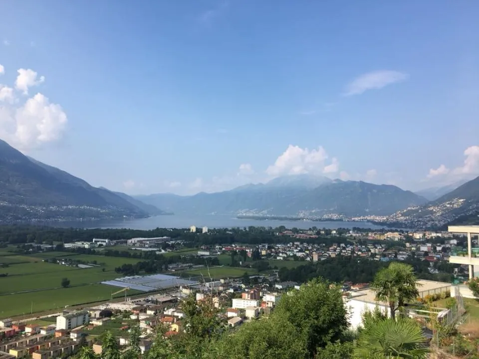 Anche residenza secondaria - Res. Diamante, attico di 4.5 locali con vista lago, Gordola