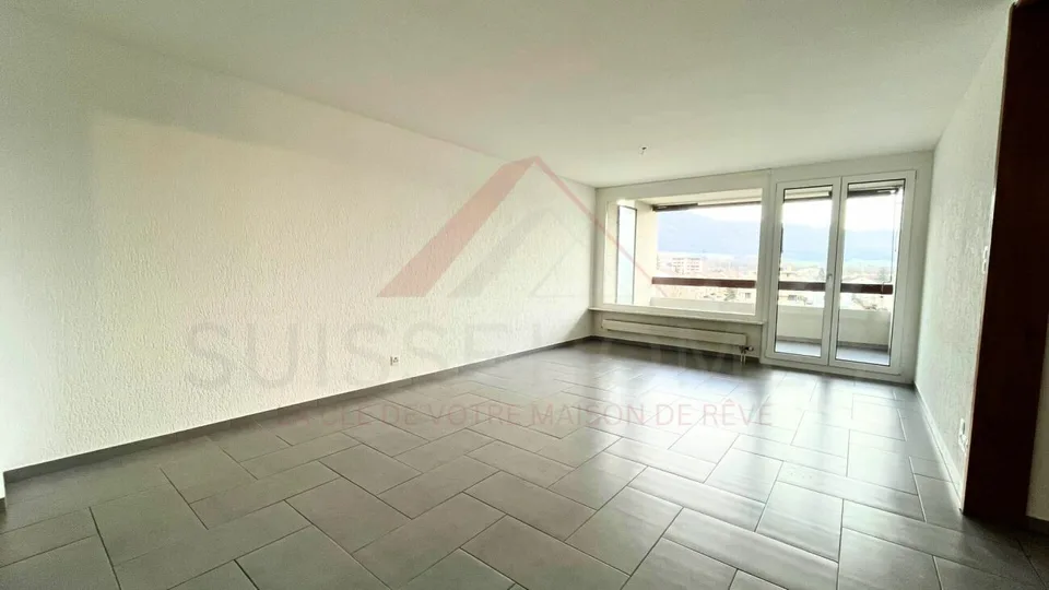 Panoramablick außergewöhnlich - Prächtiges 3.5-Zimmer-Wohnung renoviert in Delémont
