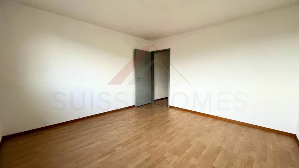 Vista panoramica eccezionale - Magnifico appartamento di 3.5 locali ristrutturato a Delémont – foto 7 di 13