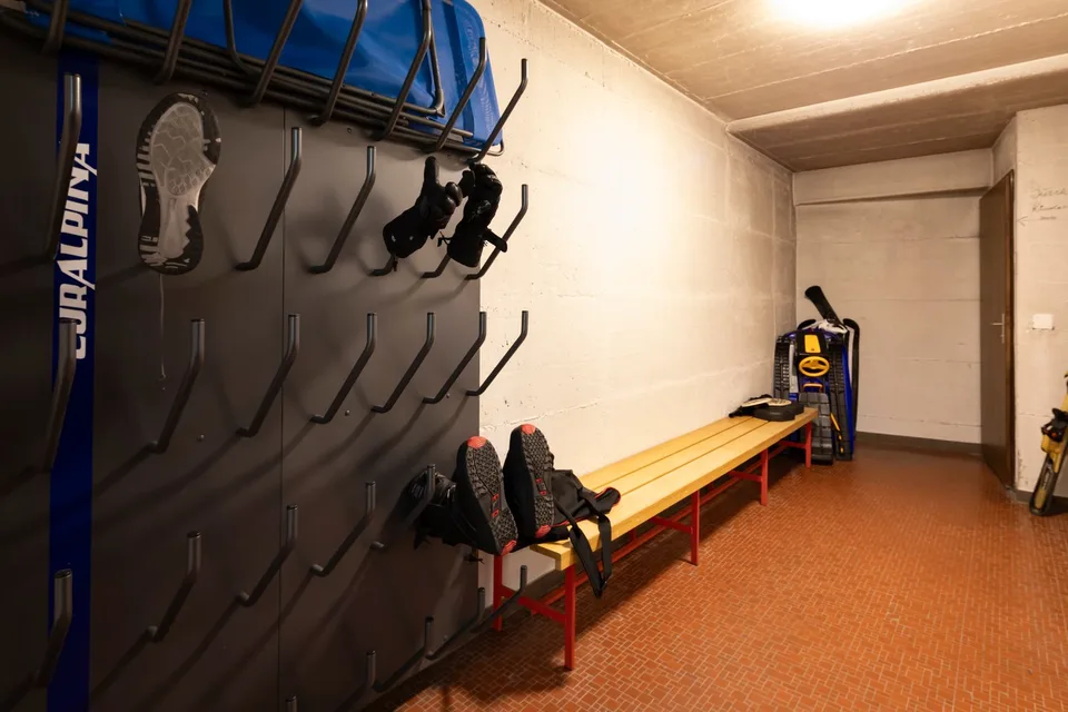 Appartement 3 pièces bien entretenu avec place de parking dans le garage. – photo 15 sur 18