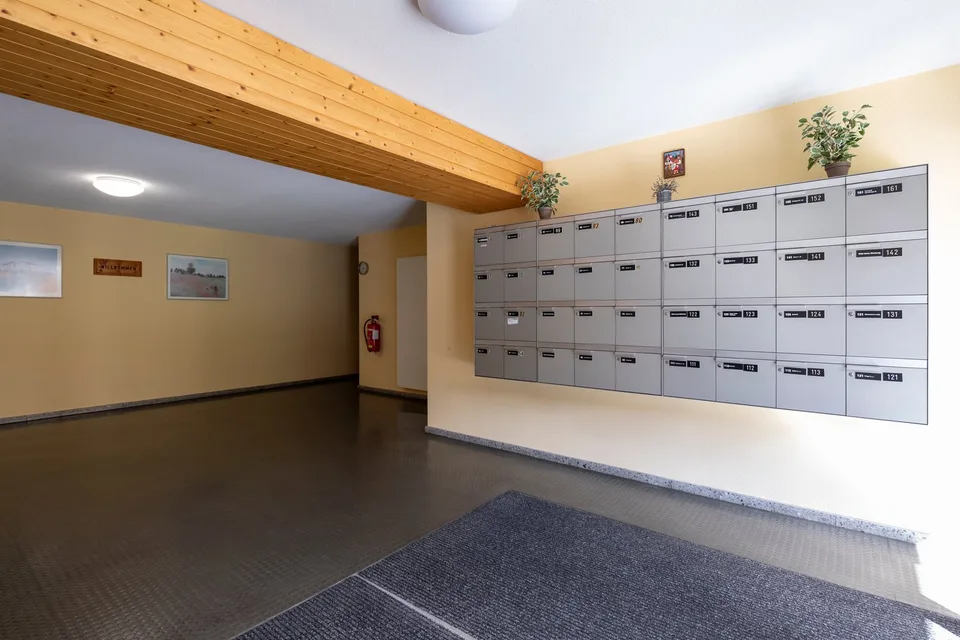 Appartamento di 3 locali ben curato con posto auto nel garage.