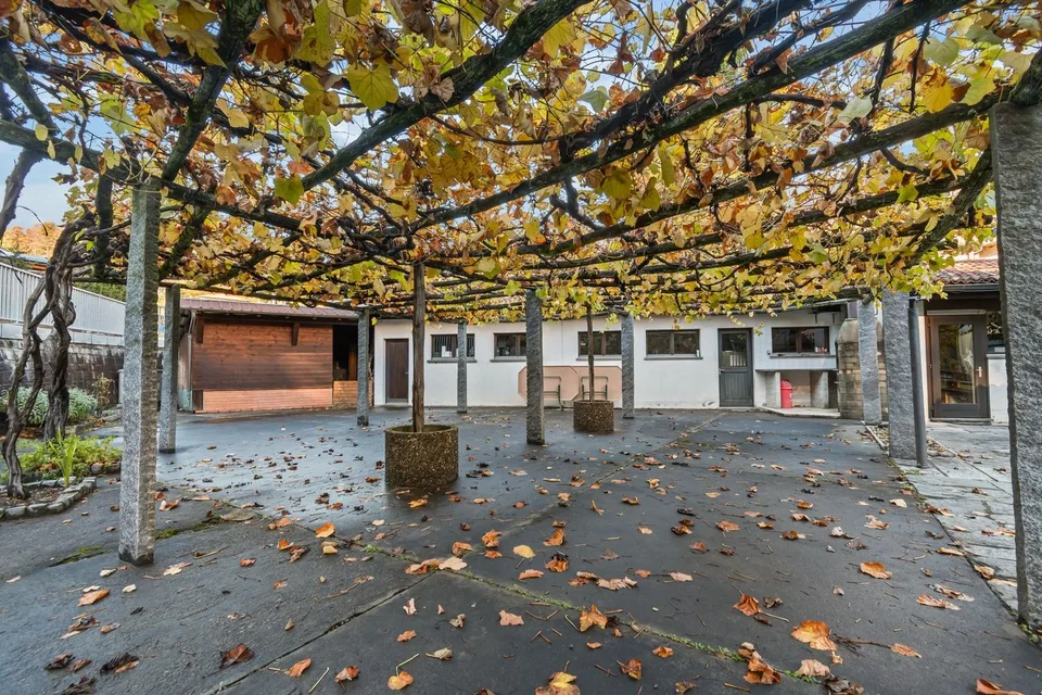 Historisches Hotel mit Restaurant, Grotto und Bauland – eine seltene Gelegenheit im Herzen des Tessins – Foto 14 von 30