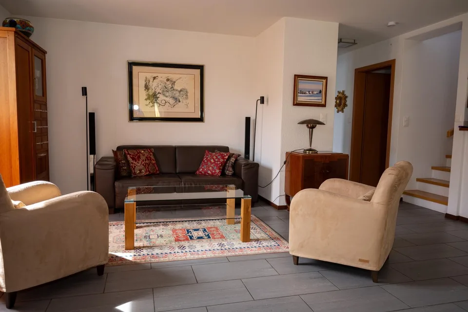 In Vendita bellissima casa indipendente di 7,5 locali