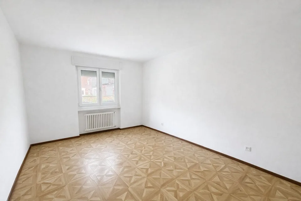 Wohnung mit 4 Zimmern in historischem Gebäude in Vacallo mit GARTEN (auch als Einnahmequelle)