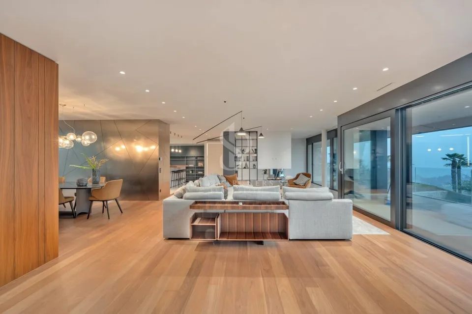 Luxury Penthouse con  piscina