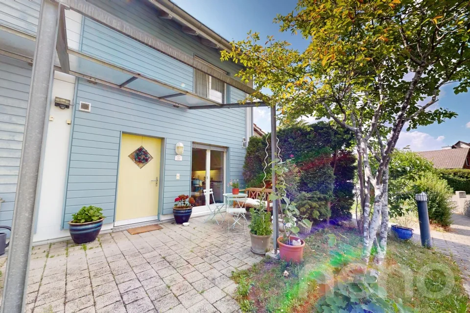 Casa a schiera ben curata con giardino accogliente – foto 21 di 21