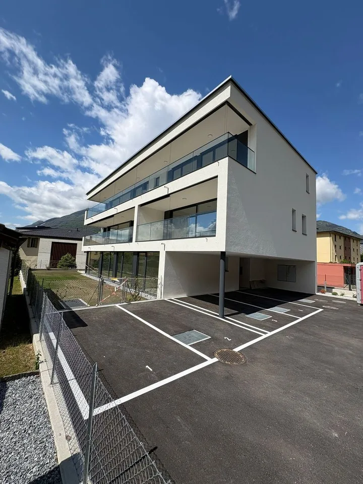 Elegantes Apartment mit 4.5 Zimmern und privatem Garten in Giubiasco – Foto 13 von 13