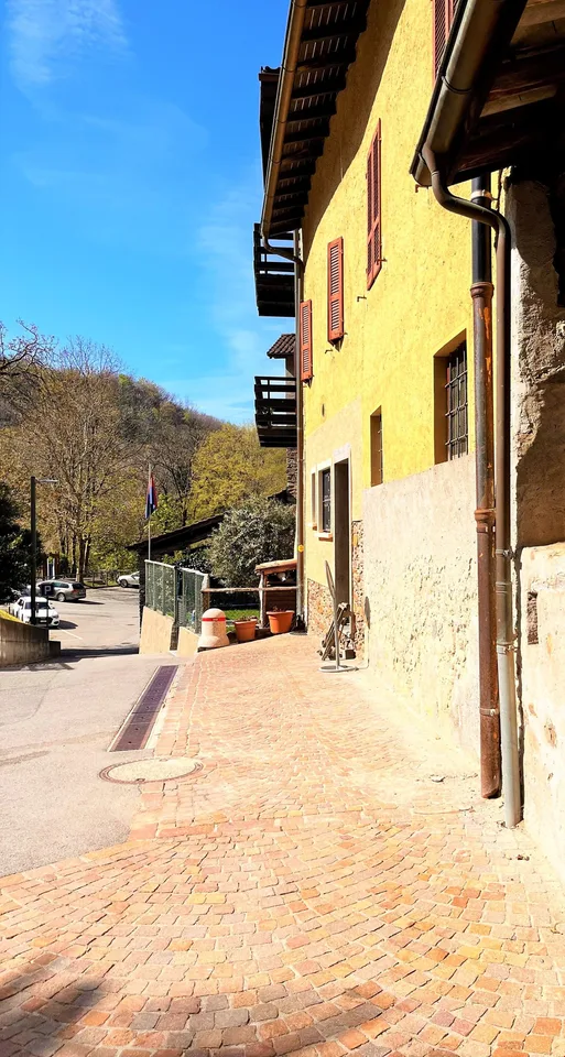 Incantevole casa storica di 6 locali in un Iseo pacifico