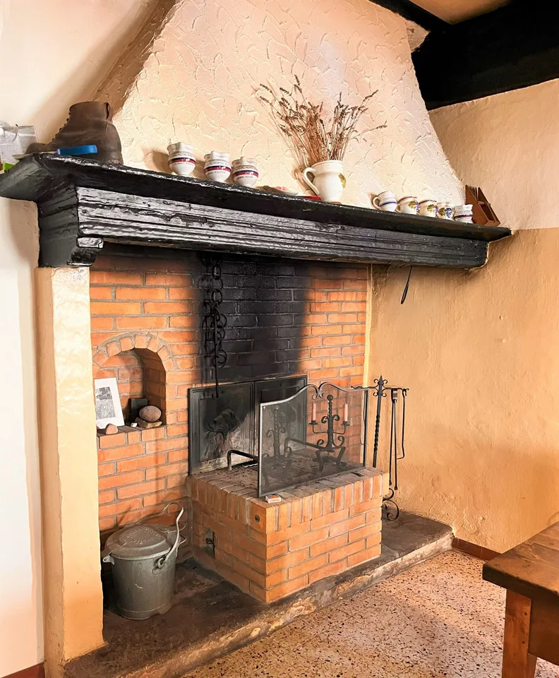 Incantevole casa storica di 6 locali in un Iseo pacifico