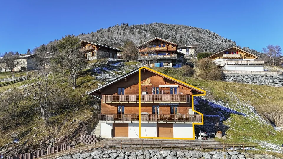 Wohnung mit Garage und Balkon - Panoramablick - Exklusiv