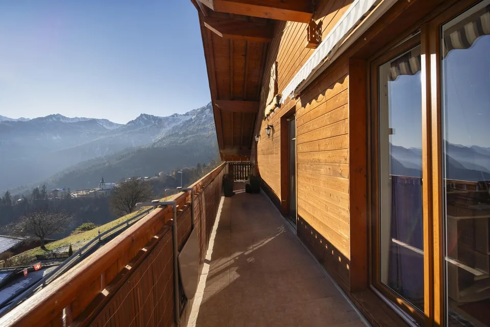 Wohnung mit Garage und Balkon - Panoramablick - Exklusiv – Foto 6 von 9