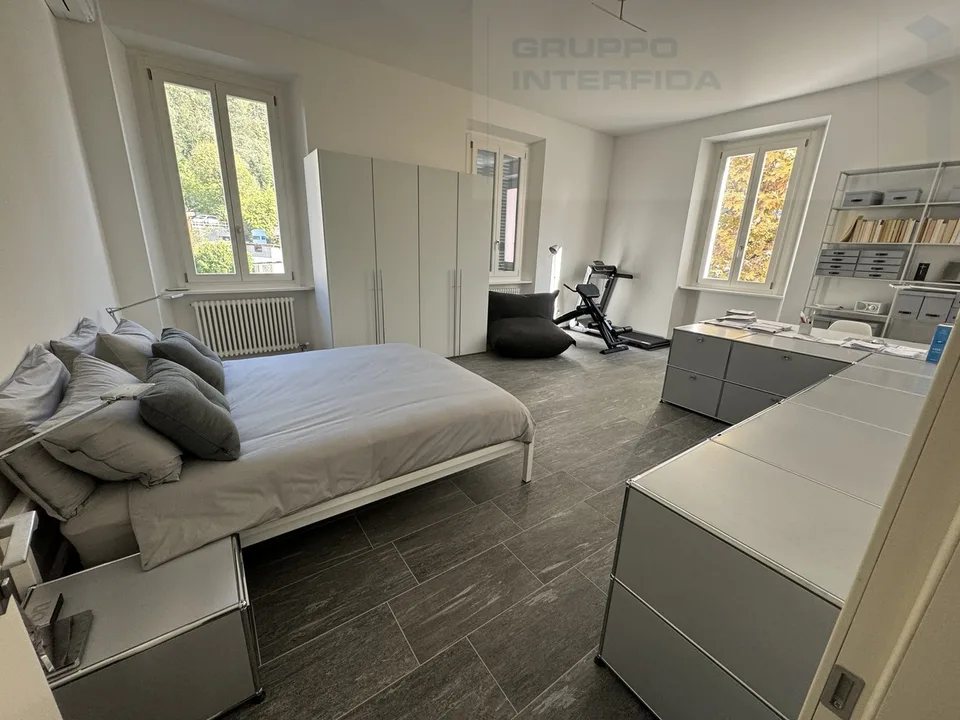 Villa mit großem Park – Foto 12 von 14