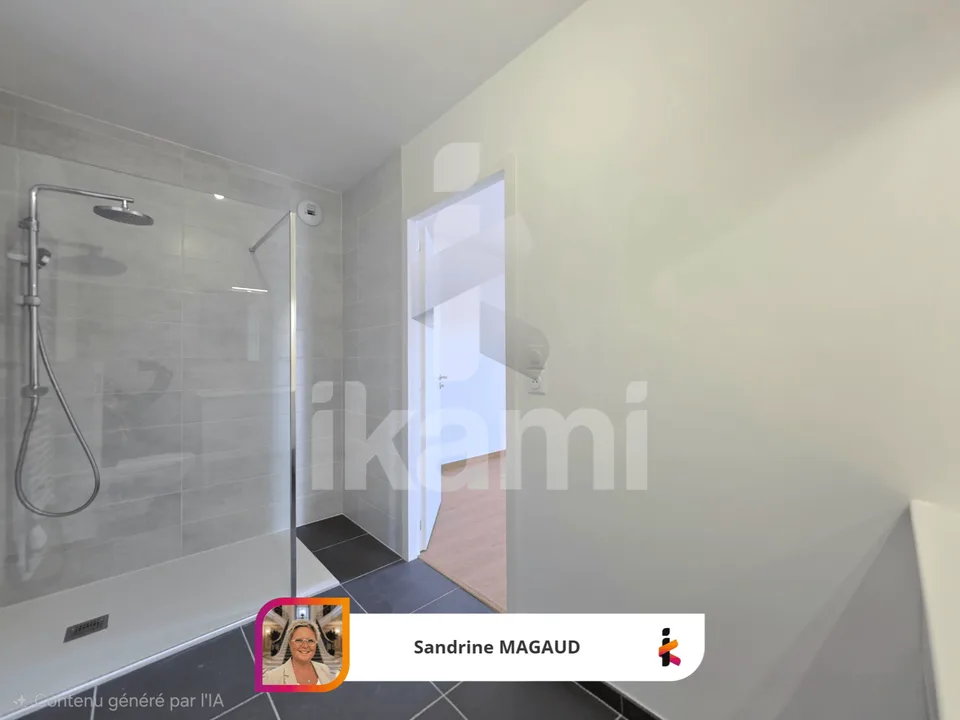 2-room attic apartment – photo 6 of 10
