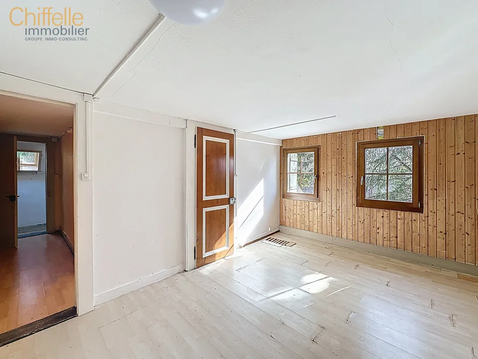 Charmante ferme de 3 appartements + annexes à rénover ! – Foto 8 von 9