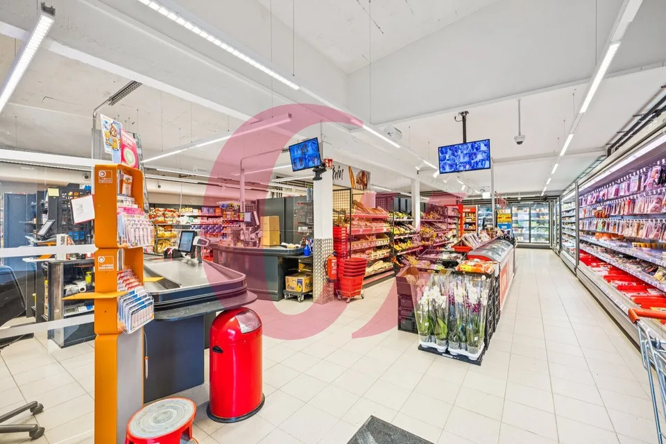 Immobile commerciale nel centro di Charmey!