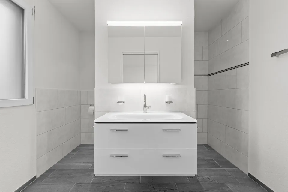 Moderne 5.5-Zimmer Doppel-Einfamilienhaushälfte mit Panoramablick in Erlinsbach