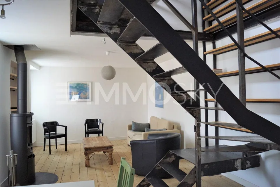 LOFT nel settore PERDTEMPS in un triplex, rinnovato con gusto