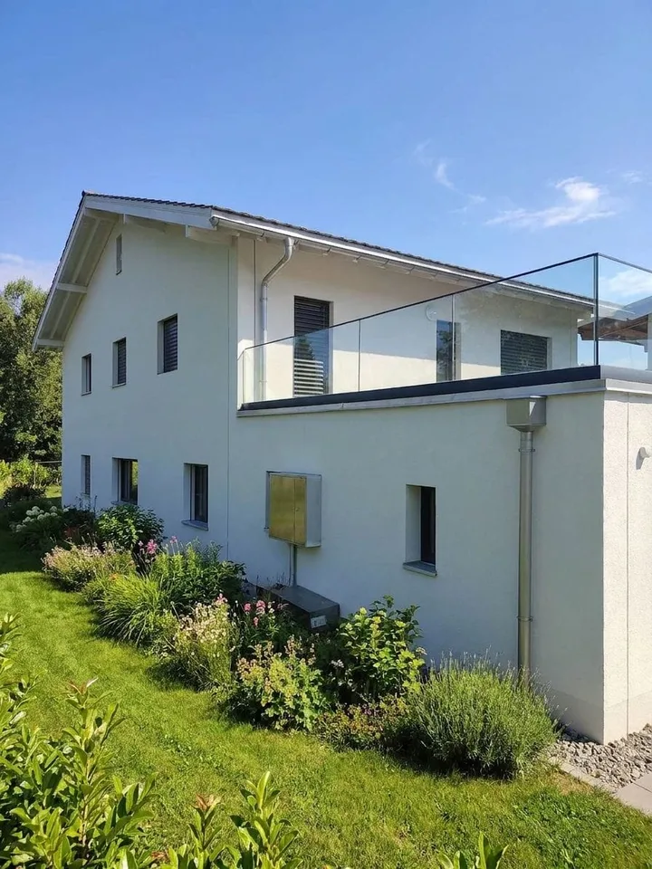 Modernes 6.5-Zi.-Einfamilienhaus mit Terrasse in Balterswil
