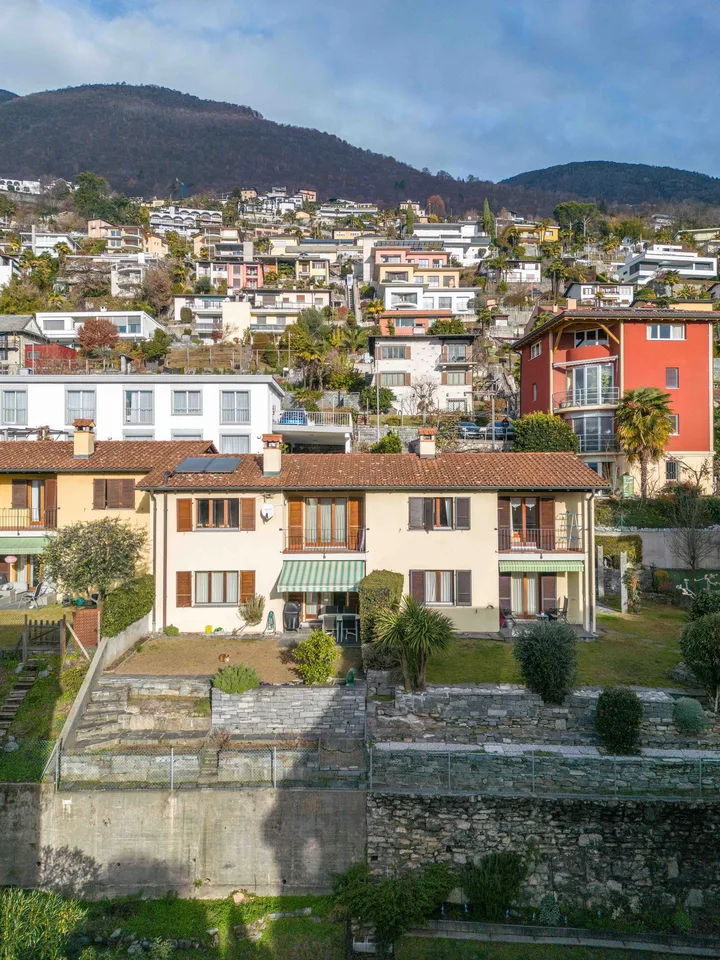 MINUSIO - ZU VERKAUFEN 4.5 ZIMMER-REIHENHAUS MIT PRIVATEM GARTEN – foto 17 di 20