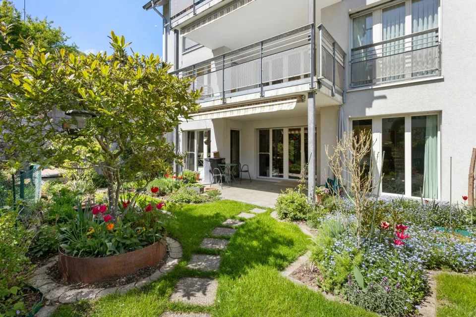 Wunderschöne naturnahe 5.5-Zimmer-Gartenwohnung