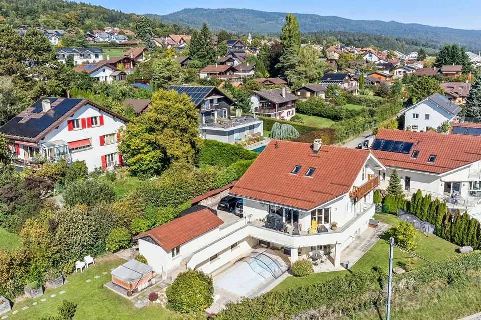 Bella casa individuale, piscina e vista panoramica – foto 26 di 26