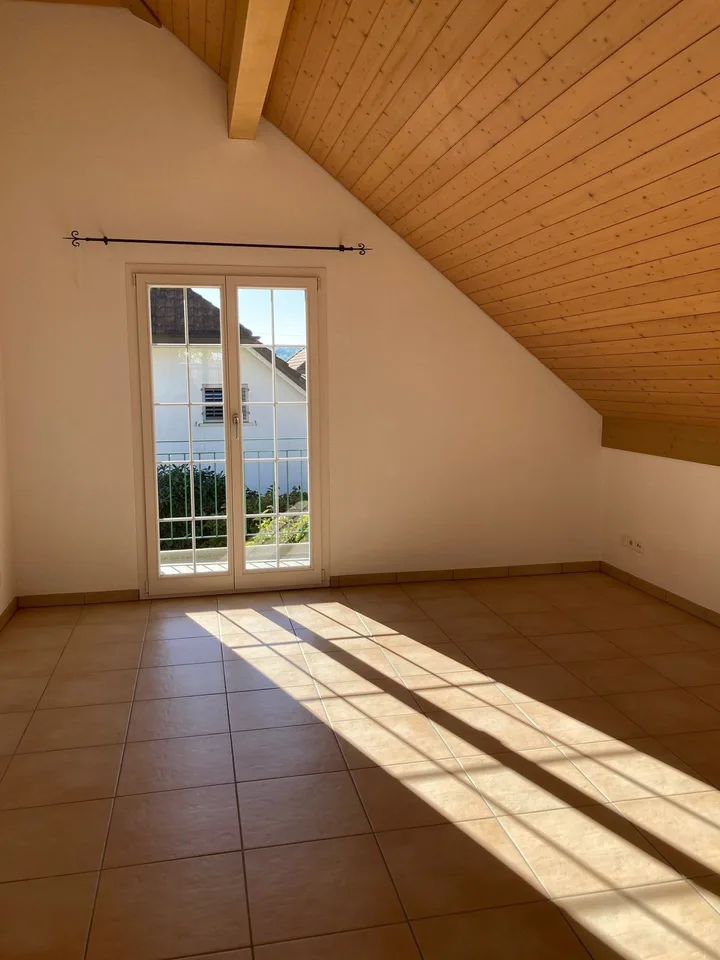 Casa unifamiliare affascinante a Unterlunkhofen – Vita idilliaca con molto potenziale