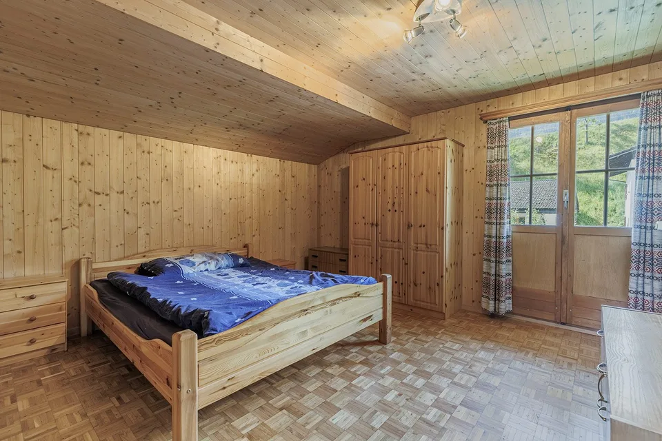Emplacement ensoleillé avec espaces verts - idéal pour les familles – photo 8 sur 13