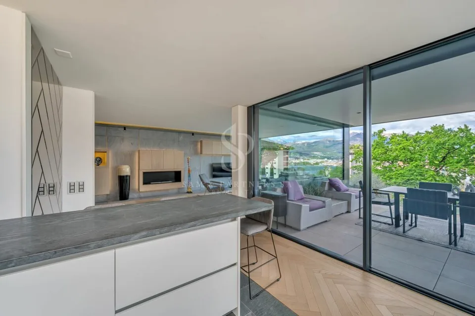 Modernes Apartment mit Seeblick in Paradiso – Foto 7 von 13