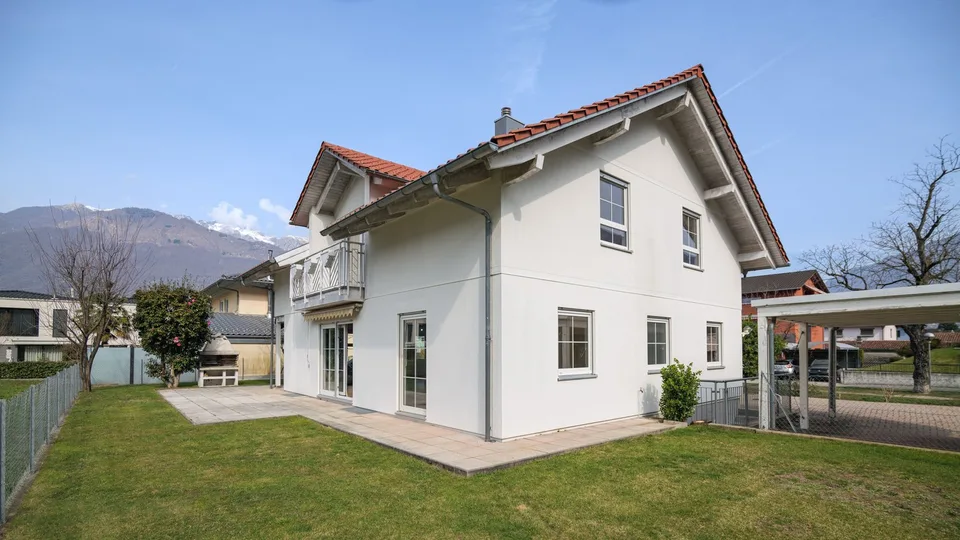 Schönes Haus von 6.5 Zimmern mit Potential in Sant Antonino