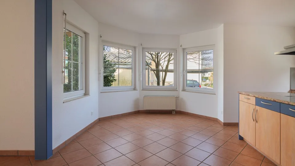 Schönes Haus von 6.5 Zimmern mit Potential in Sant Antonino – Foto 6 von 11